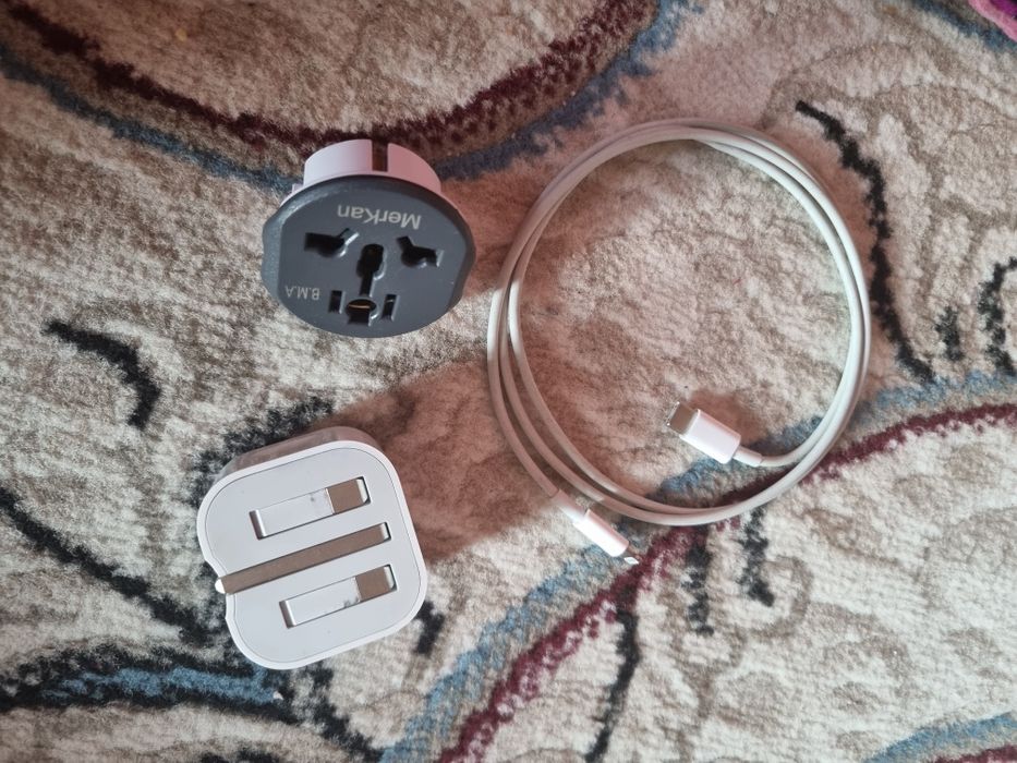 Zaryadnik sotiladi orginal