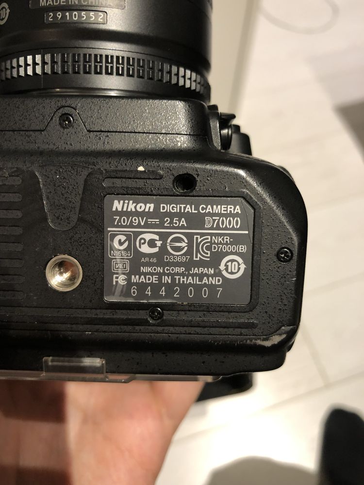 Зеркальный фотоаппарат Nikon D7000 + Nikkor AF 50mm 1.8D