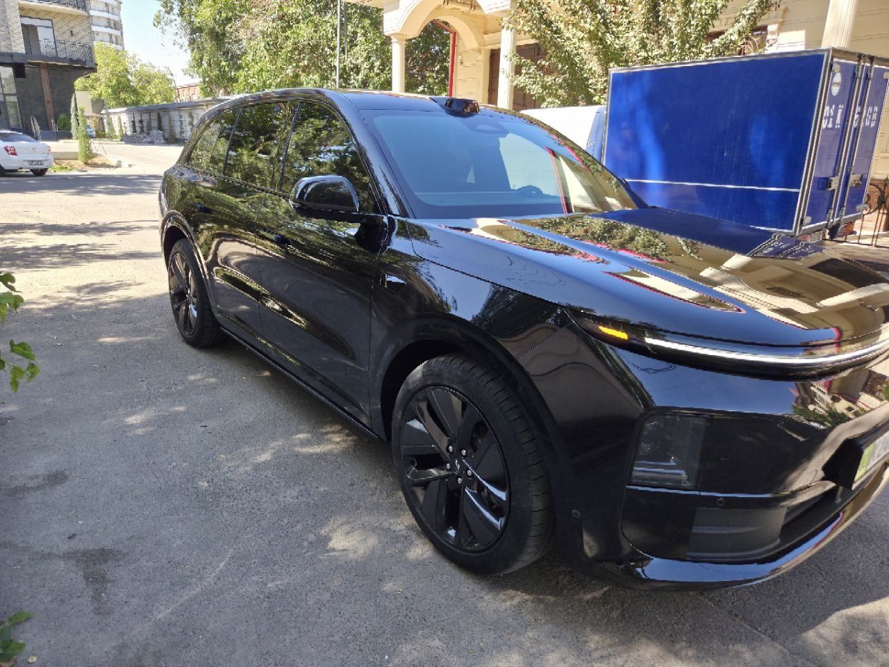 Продаётся Lixiang 6 Max