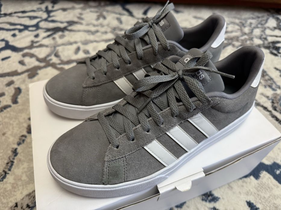 Кроссвки Адидас оригинал