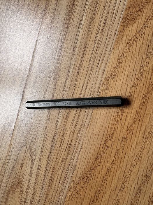 Оригинален шестограм 03G115281F за маслена помпа VW/AUDI/SKODA/SEAT