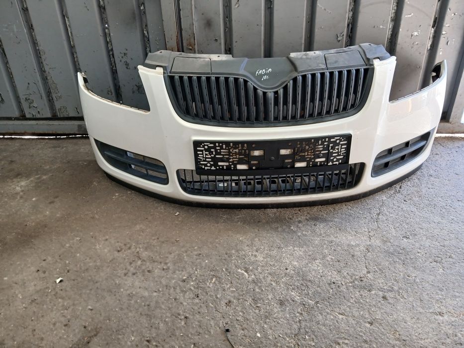 Предна броня Skoda Fabia