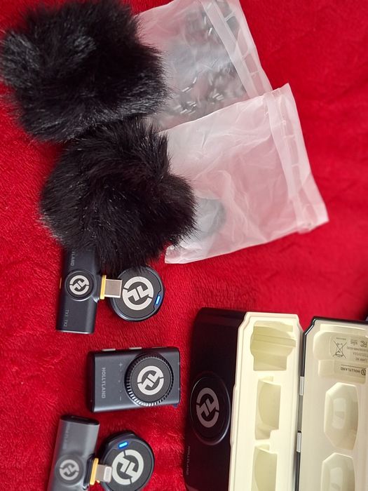 Hollyland LARK M2S Combo Wireless Lavalier Microphone Combo