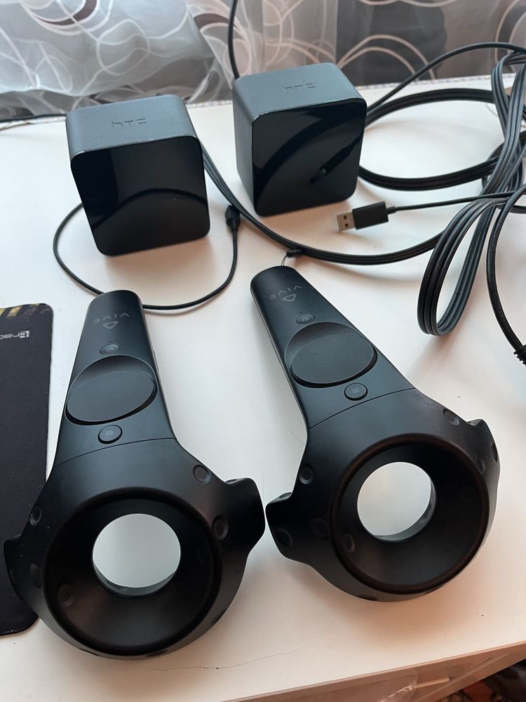 VR HTC Vive 2 pro и HTC Vive пълен комплект