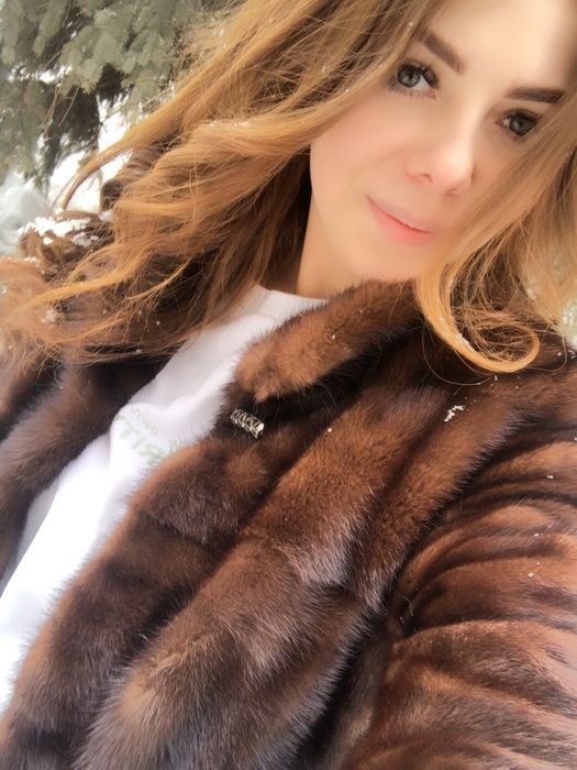 Продам норковую шубу