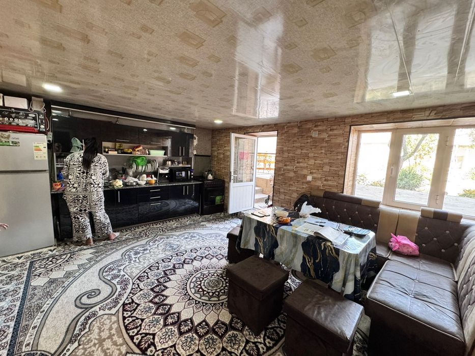 Дом 275м² участок на 8 соток