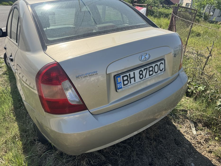 Hyundai Accent de vanzare