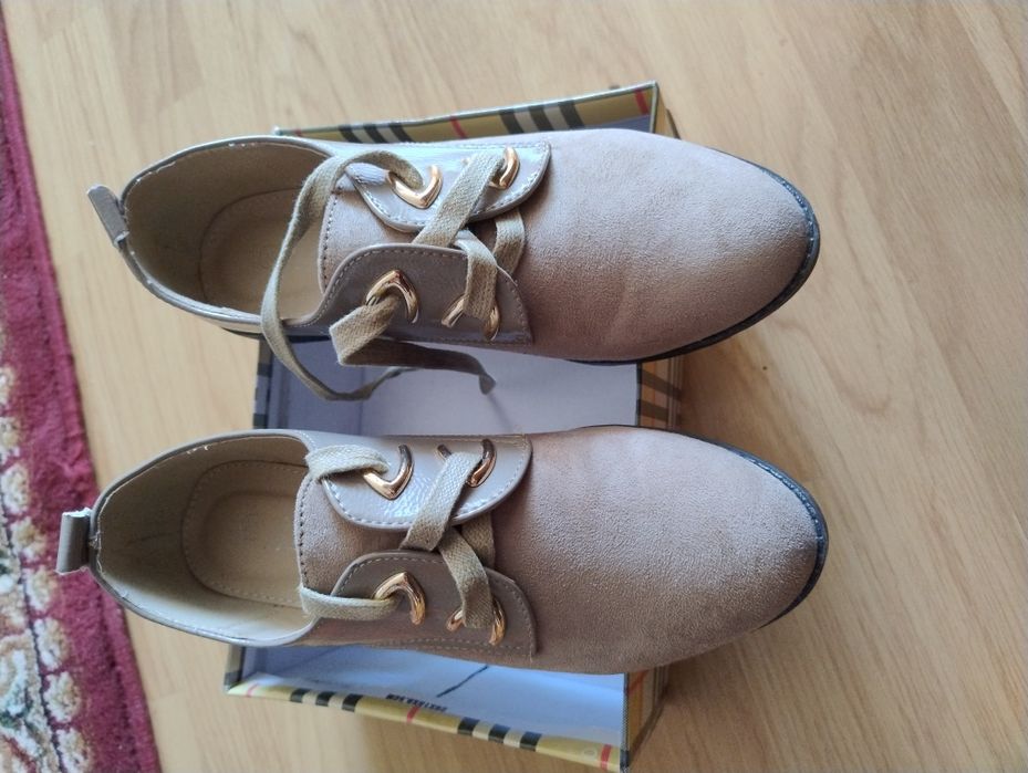 Pantofi piele intoarsa