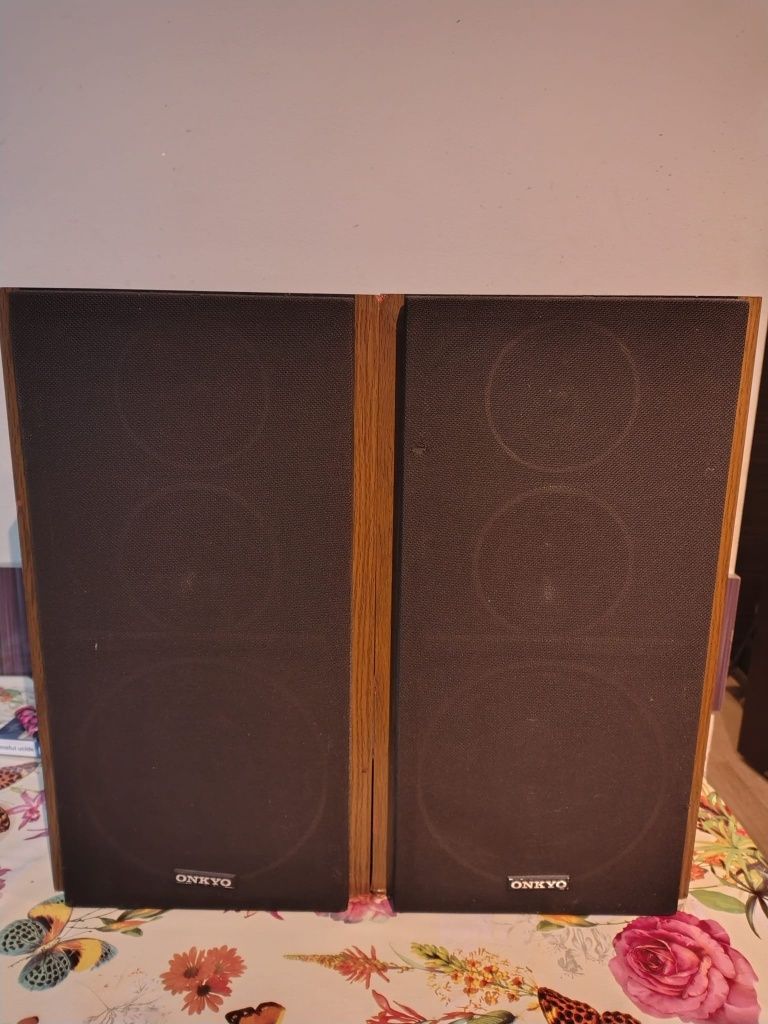 Boxe onkyo sc-550 MK II si boxe Sharp cp-1144