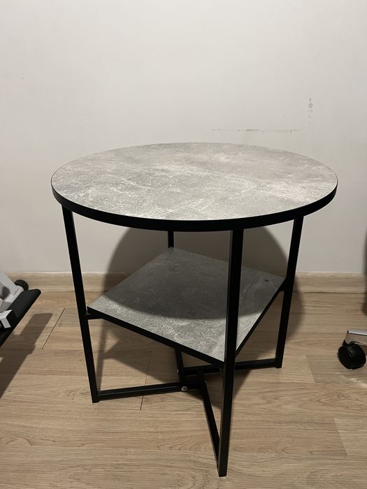 Журнальный столик