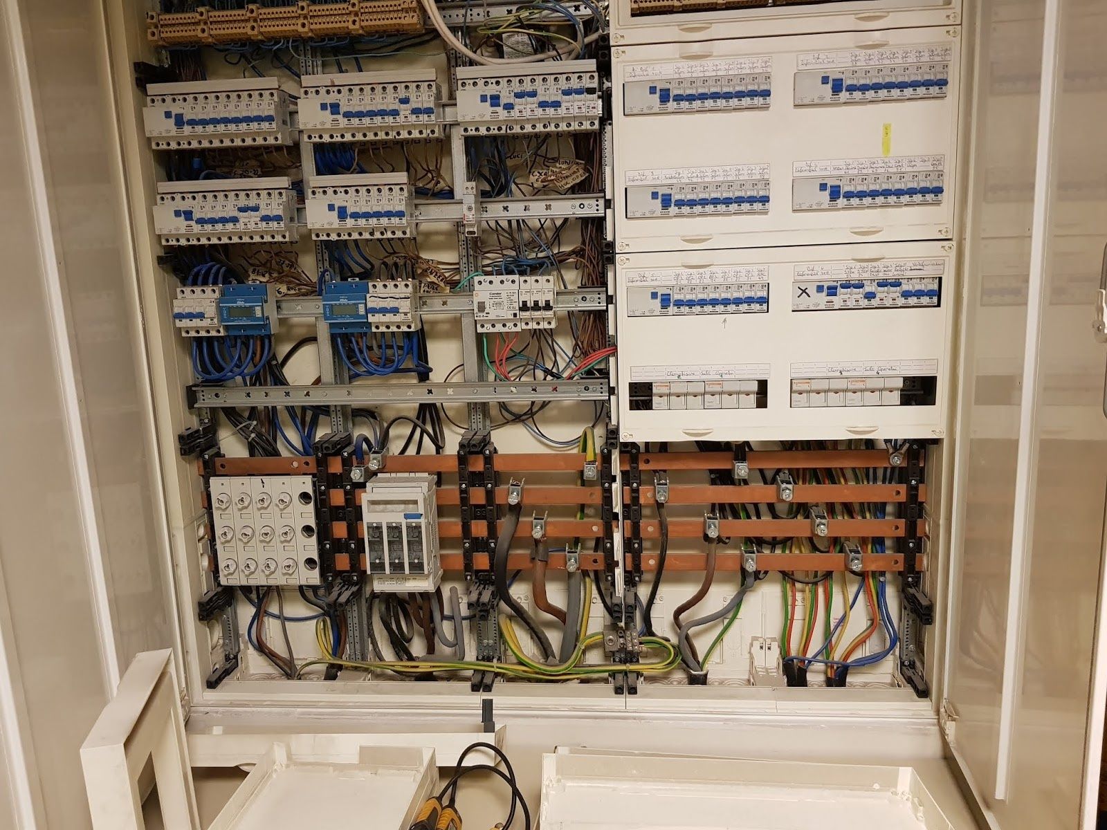 Electrician autorizat ANRE Constanta - pret rezonabil