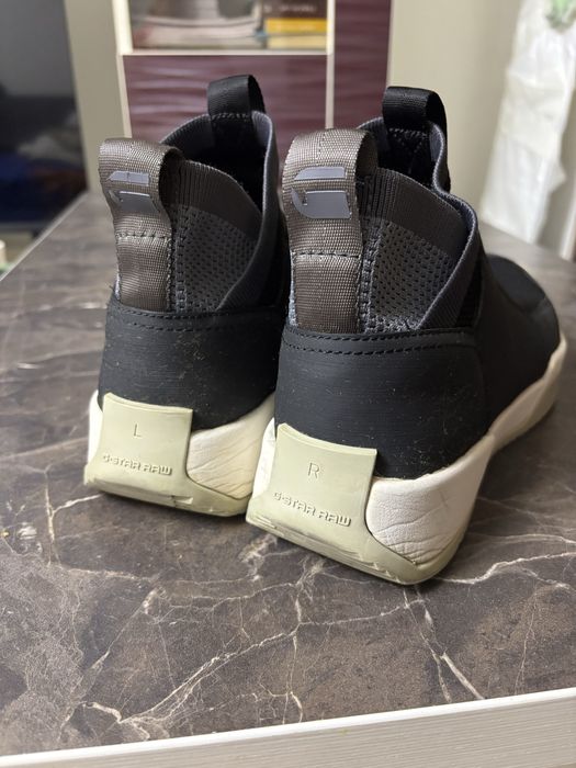 Ghete g-star raw foarte comozi!