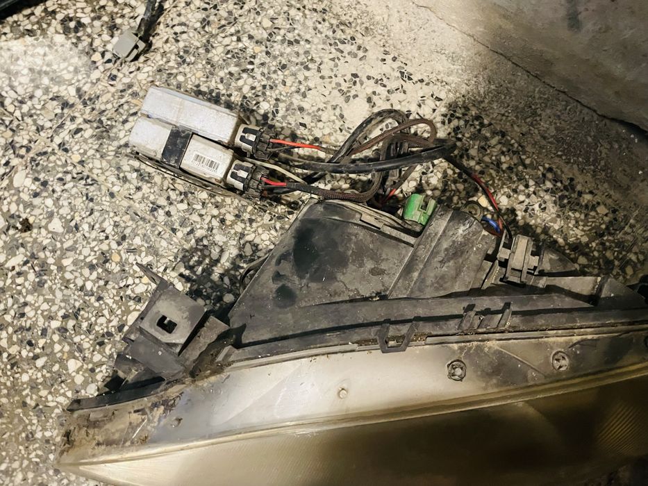 Фарове,стопове и други за Форд Мондео МК3