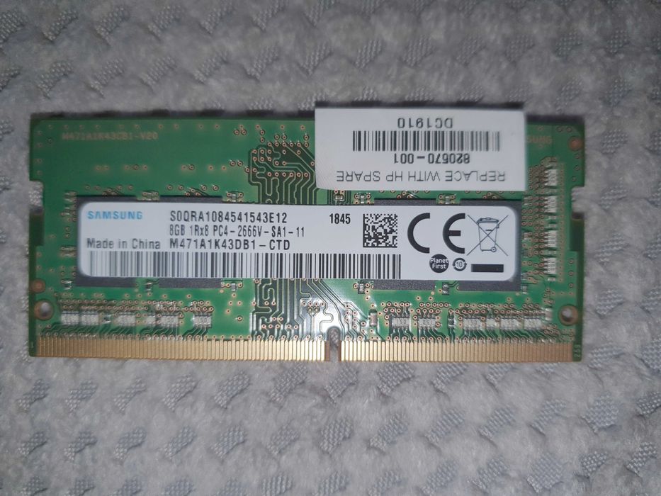 Продавам RAM 8gb 1rx8 pc4 2666V SA1 11