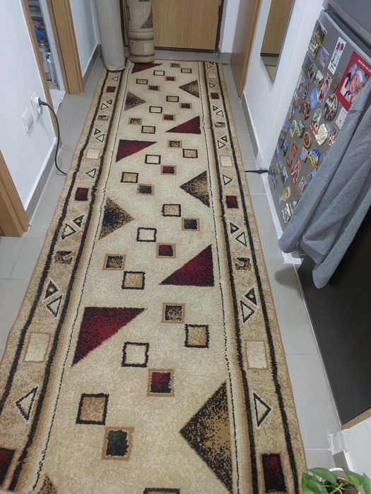 Mocheta traversa covor