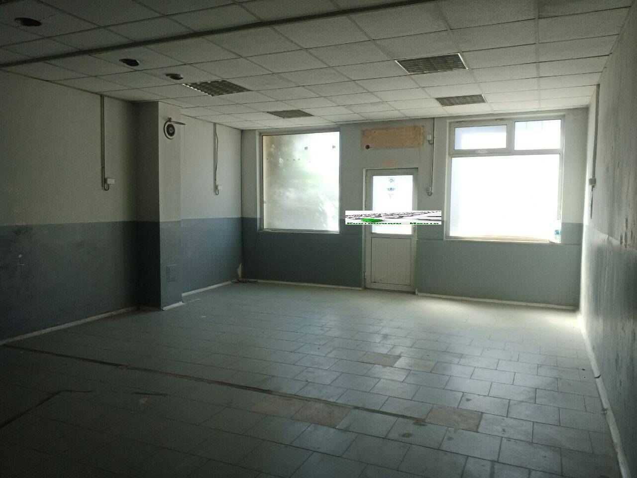 Дава се под наем Склад в Пловдив, Индустриална зона - Север - 400 кв.м за 1224 € - Снимка #3