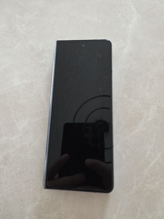 Vând Samsung Fold 4