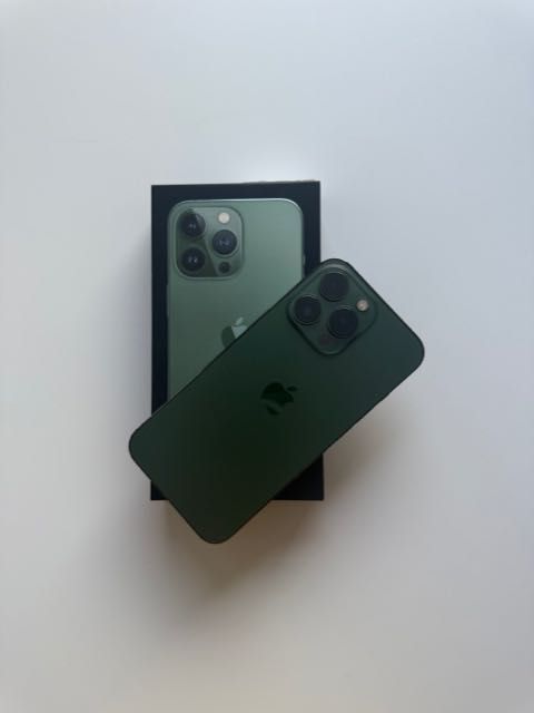 iPhone 13 Pro Alpine Green,