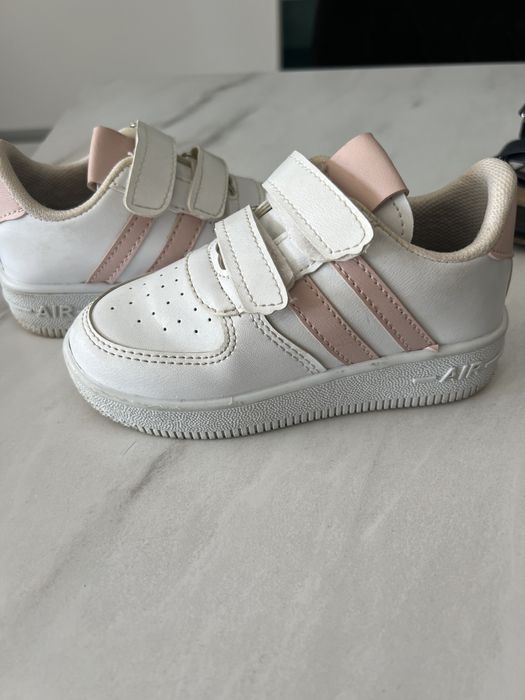 Lot Papuci  nr 29/28