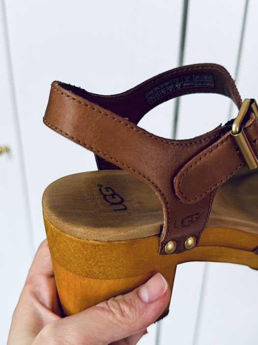 Sandale din piele naturala si lemn