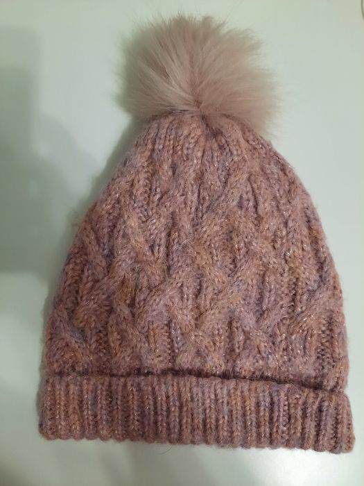 Шапки на девочку, наушники меховые,