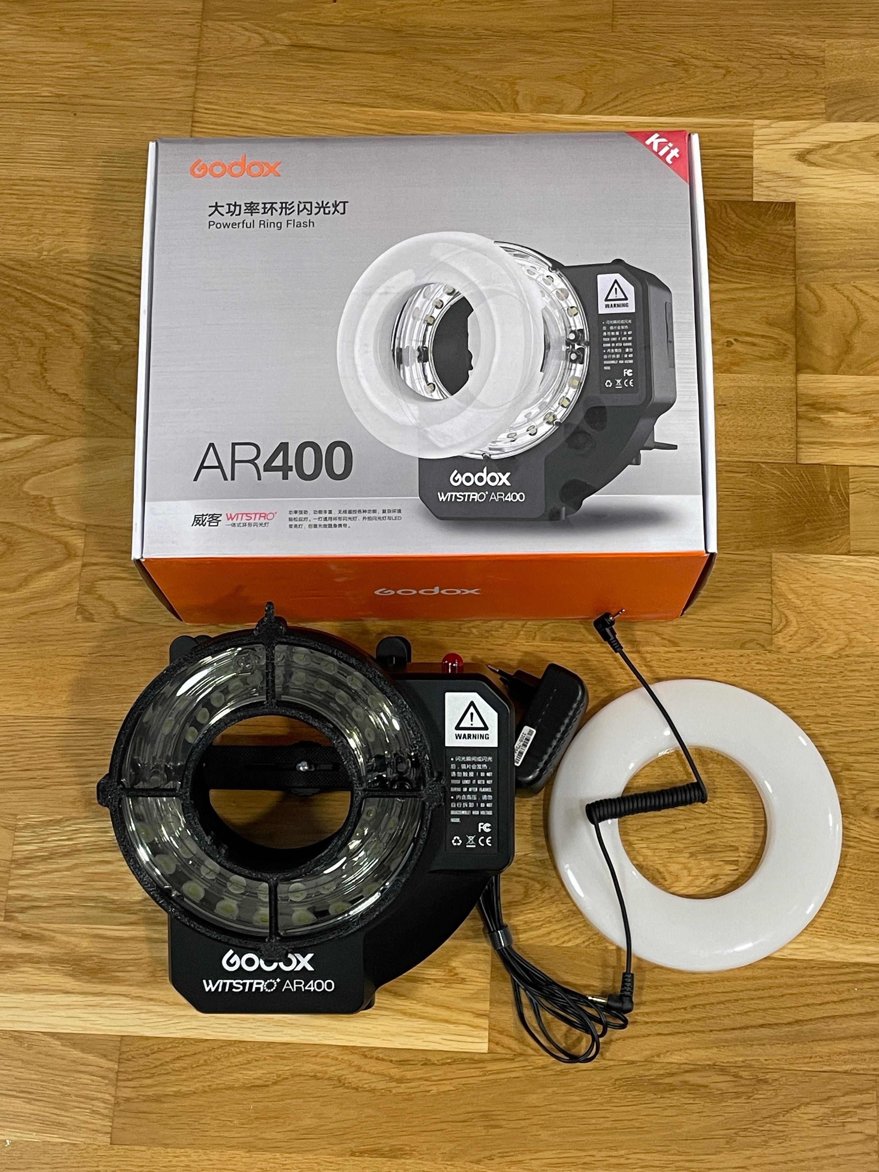 Рингова светкавица Godox Witstro AR400