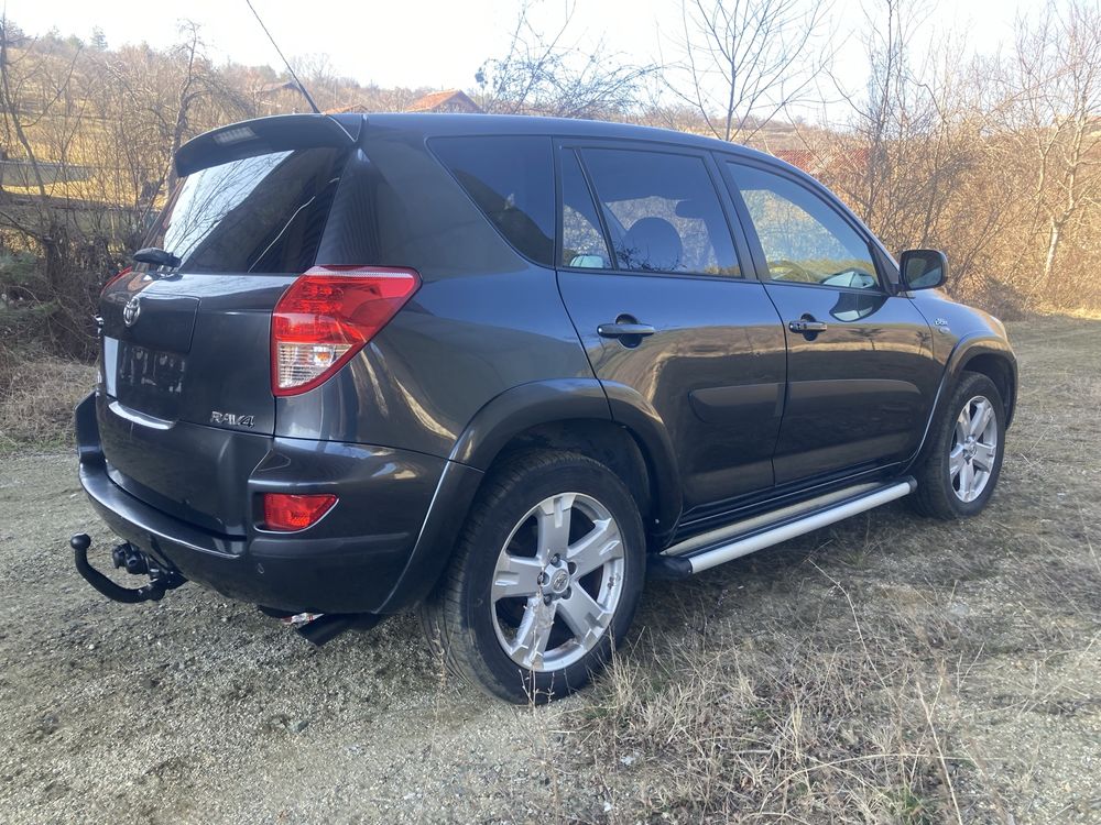 Тойота Рав4 /Toyota Rav4 2.2D-CAT 177кс /2007г/ НА ЧАСТИ