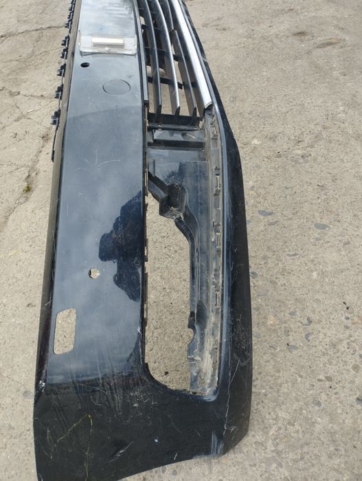 Предна броня за VW Passat b7 2010