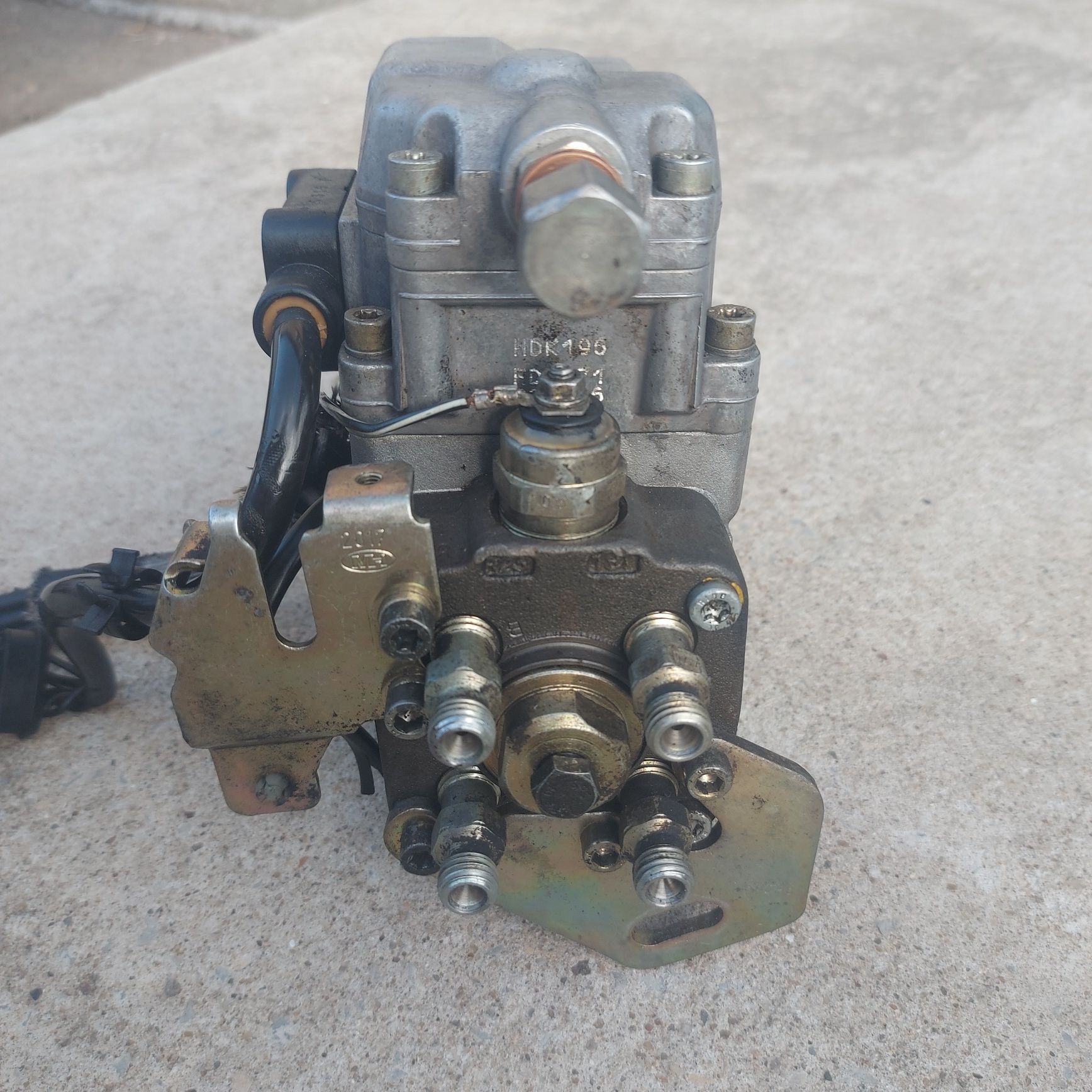 Продавам ГНП BOSCH 1.9