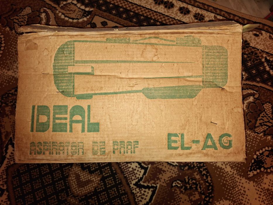 Aspirator vechi anii 1965 – 1970 model Ideal EL-AG, incusiv accesorii
