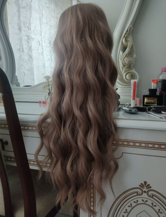 Продам парик женский