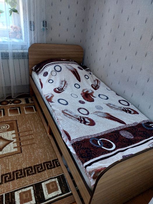 Продам кровать. Б/ у