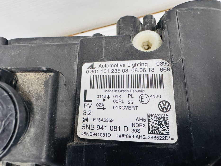 Far stanga full led VW Tiguan dupa 2016 cod 5NB941081D