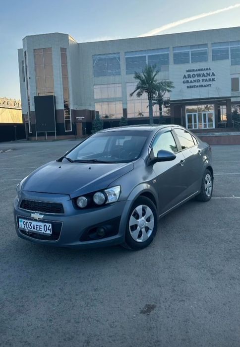 Продам машину Chevrolet Aveo