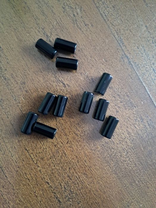 Vând 140 butoane bsai acordeon