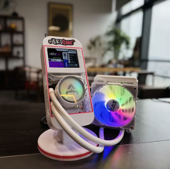 NerdQaxe++ Hydro 4.8TH/s Bitcoin lottery miner / BTC копачка - НОВО