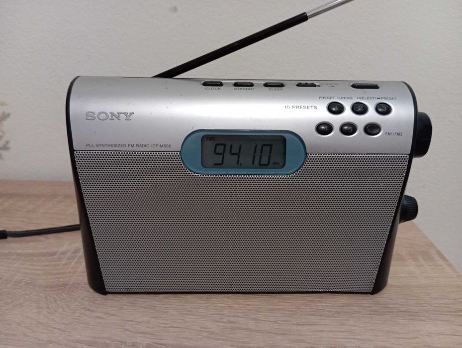 Sony - преносимо радио с цифов тунер