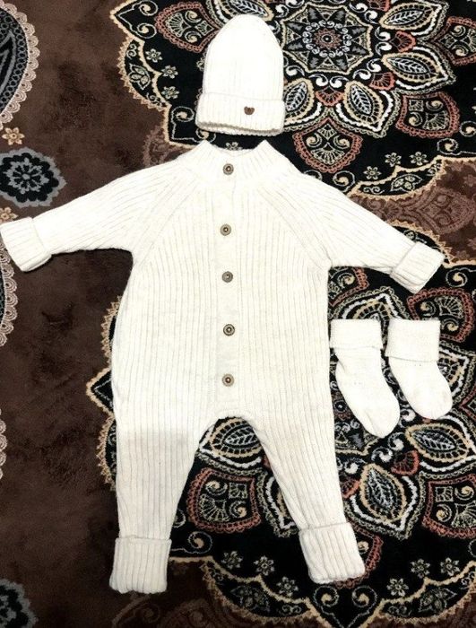 Продаю детские вещи