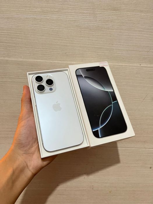 Продам срочно iPhone 16 Pro 128GB