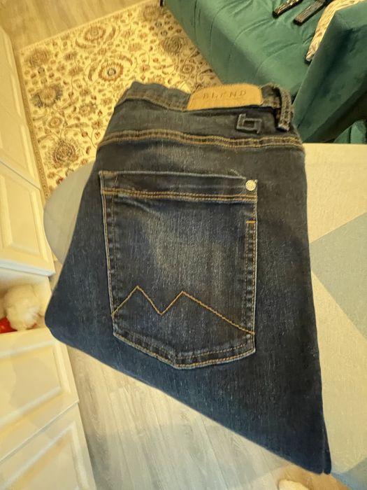 Blugi barbati marimea M