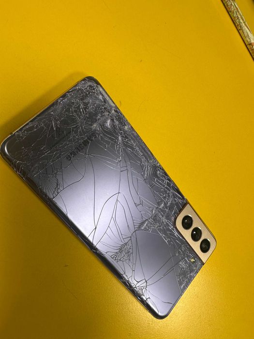 Samsung Galaxy S21  (G991)/за части/