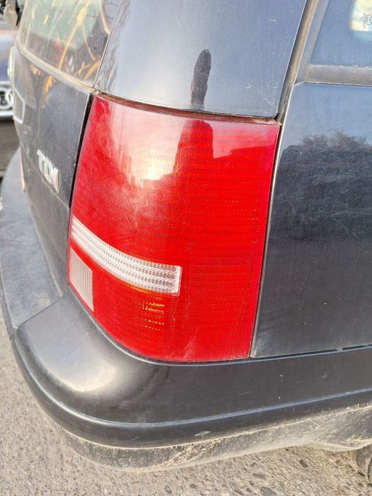 Lampa spate / Stop dreapta VOLKSWAGEN GOLF IV Variant 1J5 2004 - 2006  AXR