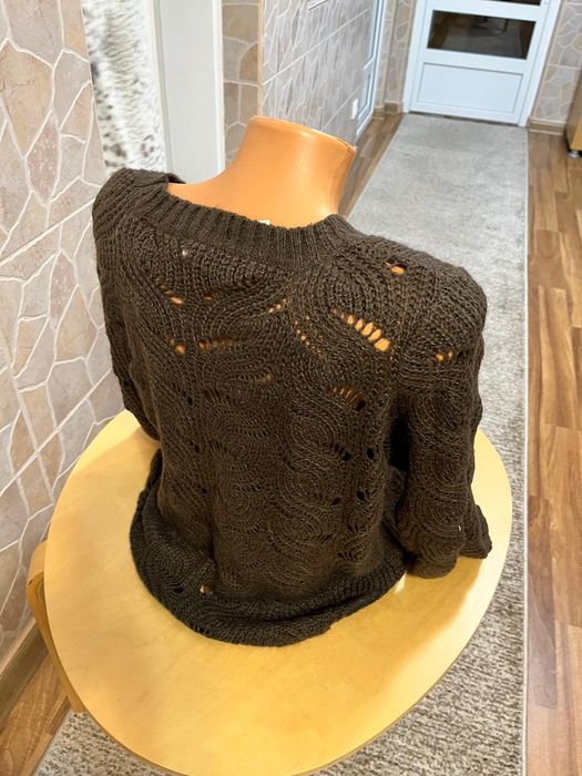 Pulover dama Intourn cu un fir discret în culoarea care se vede