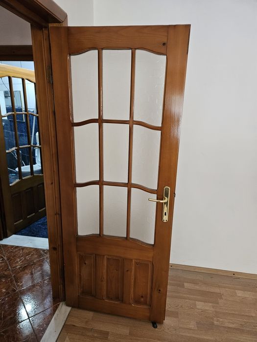 Usi lemn brad cu toc