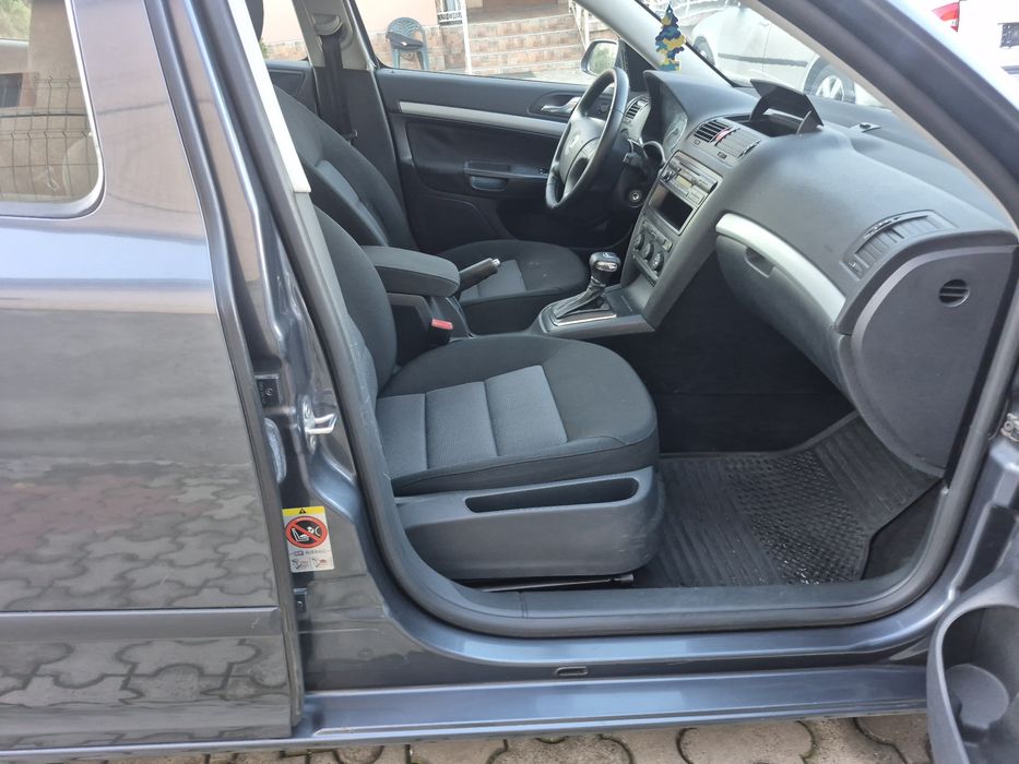 Skoda Octavia/Limuzina/1.9Tdi/An 2008/AUTOMATA DSG/Stare ft bună