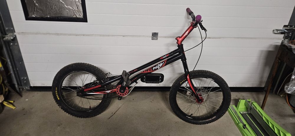 Vând trial onza 20 inch