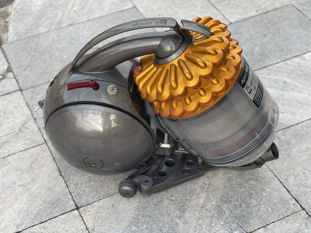 Прахосмукачка DYSON DC 52