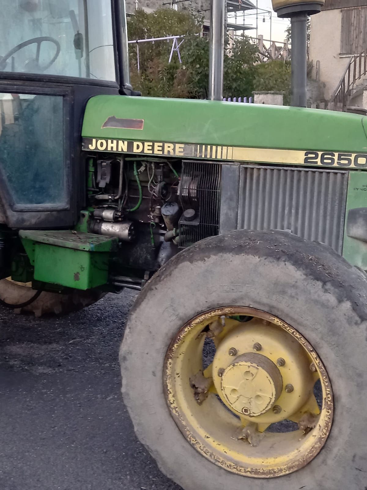 Dezmembrez tractor John Deere 2850 2650