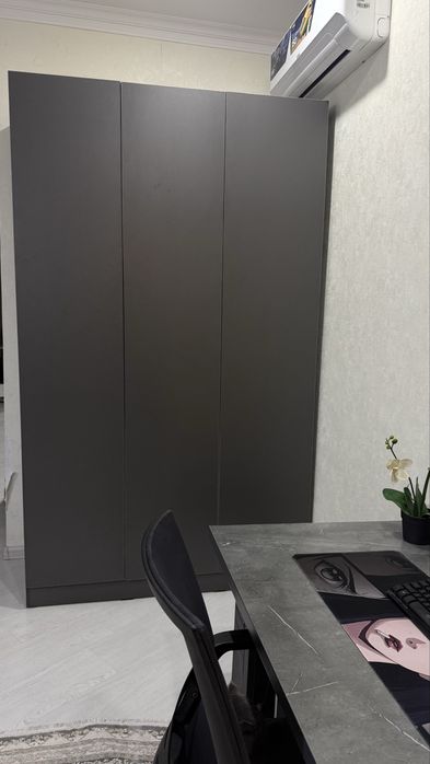 Продам шкаф для вещей  срочно