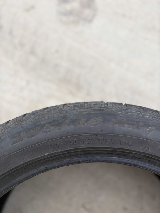 Pirelli 285/45R21 - Stare foarte buna, livrare rapida, garantie!